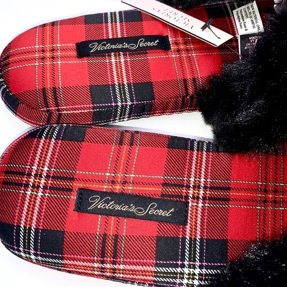 Victoria’s Secret Black and Red Plaid Slippers Size M (7-8) - Picture 6 of 12